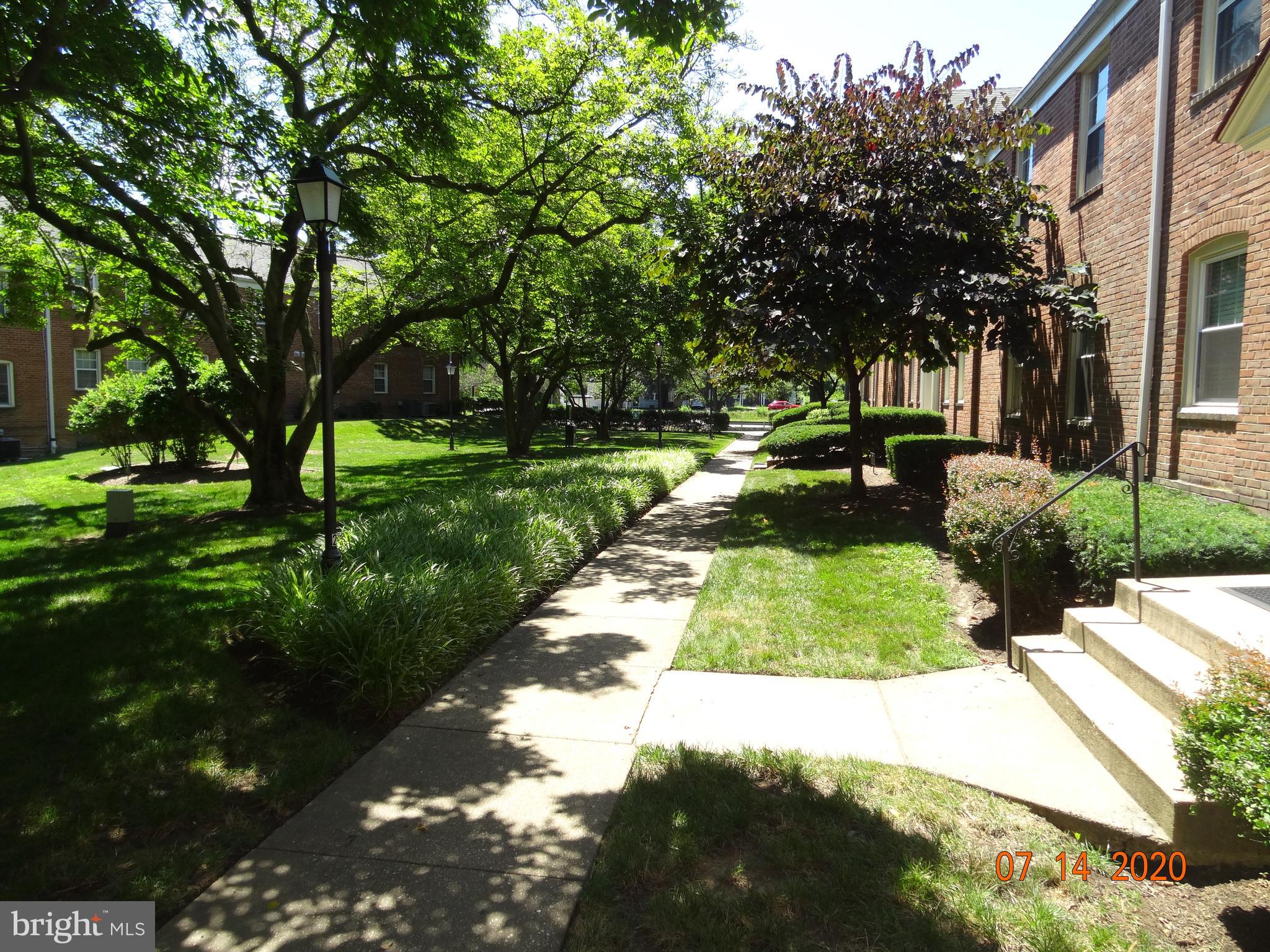 CAMBRIDGE COURTS - Residential