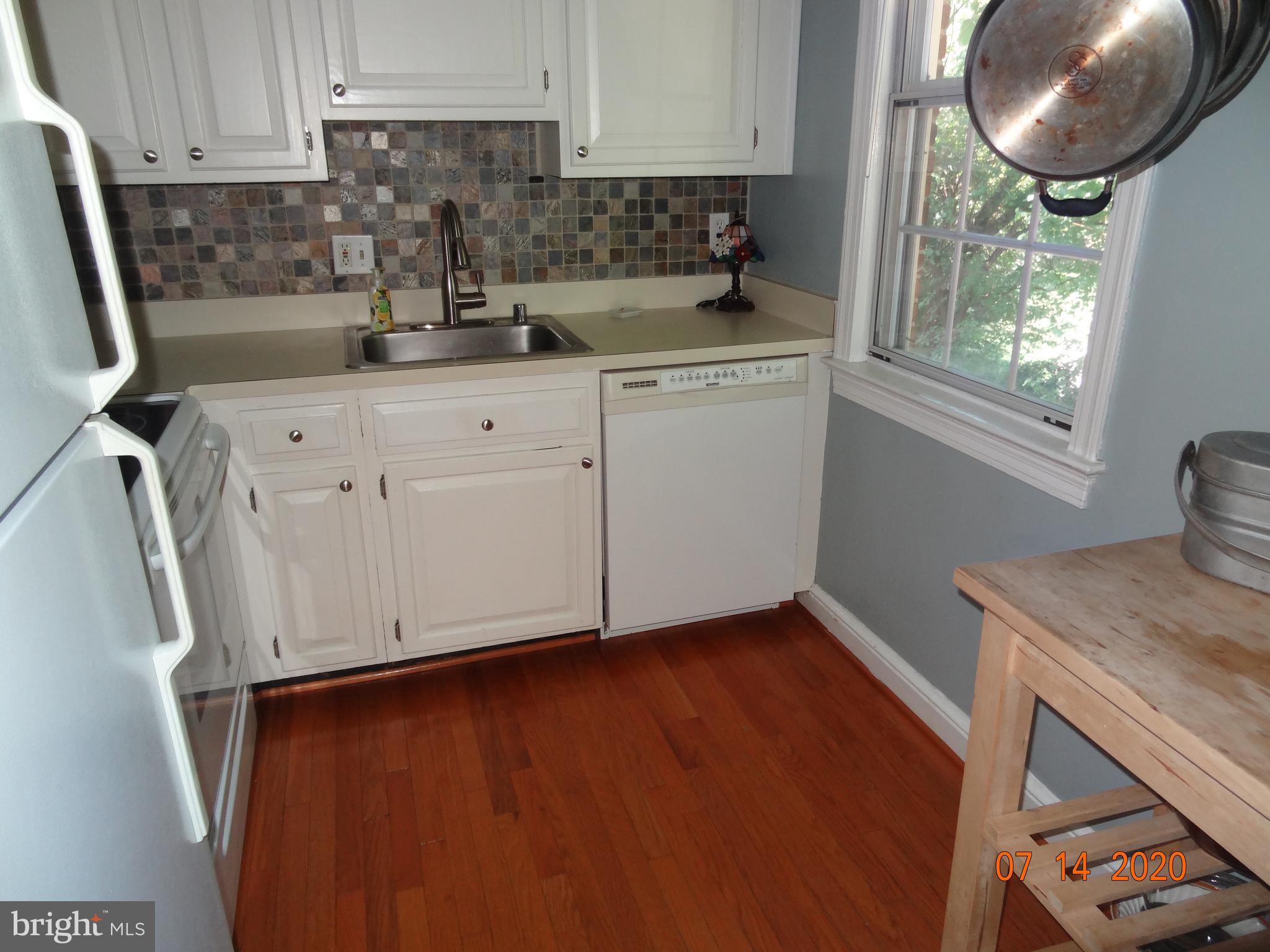 CAMBRIDGE COURTS - Residential