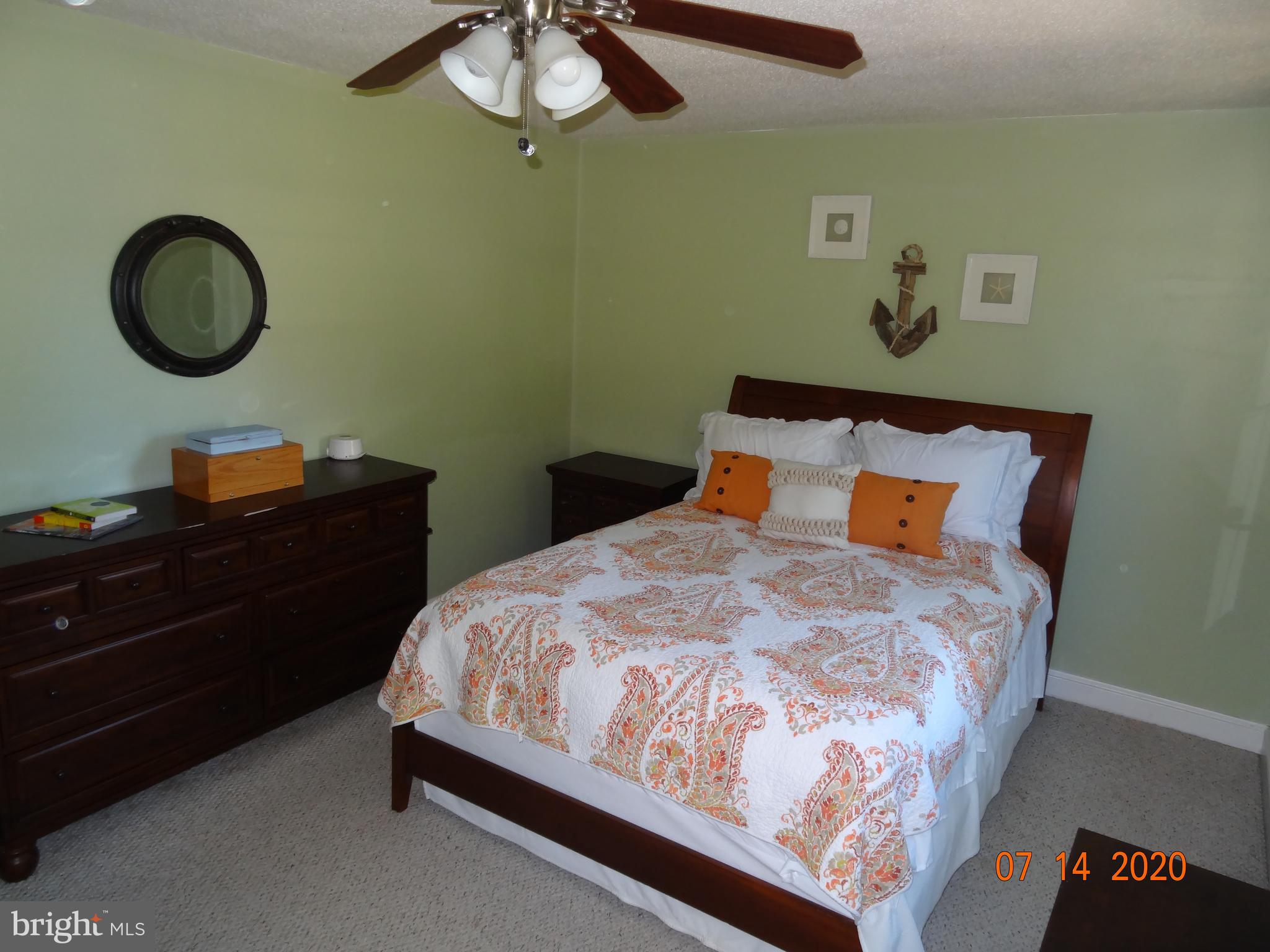 CAMBRIDGE COURTS - Residential