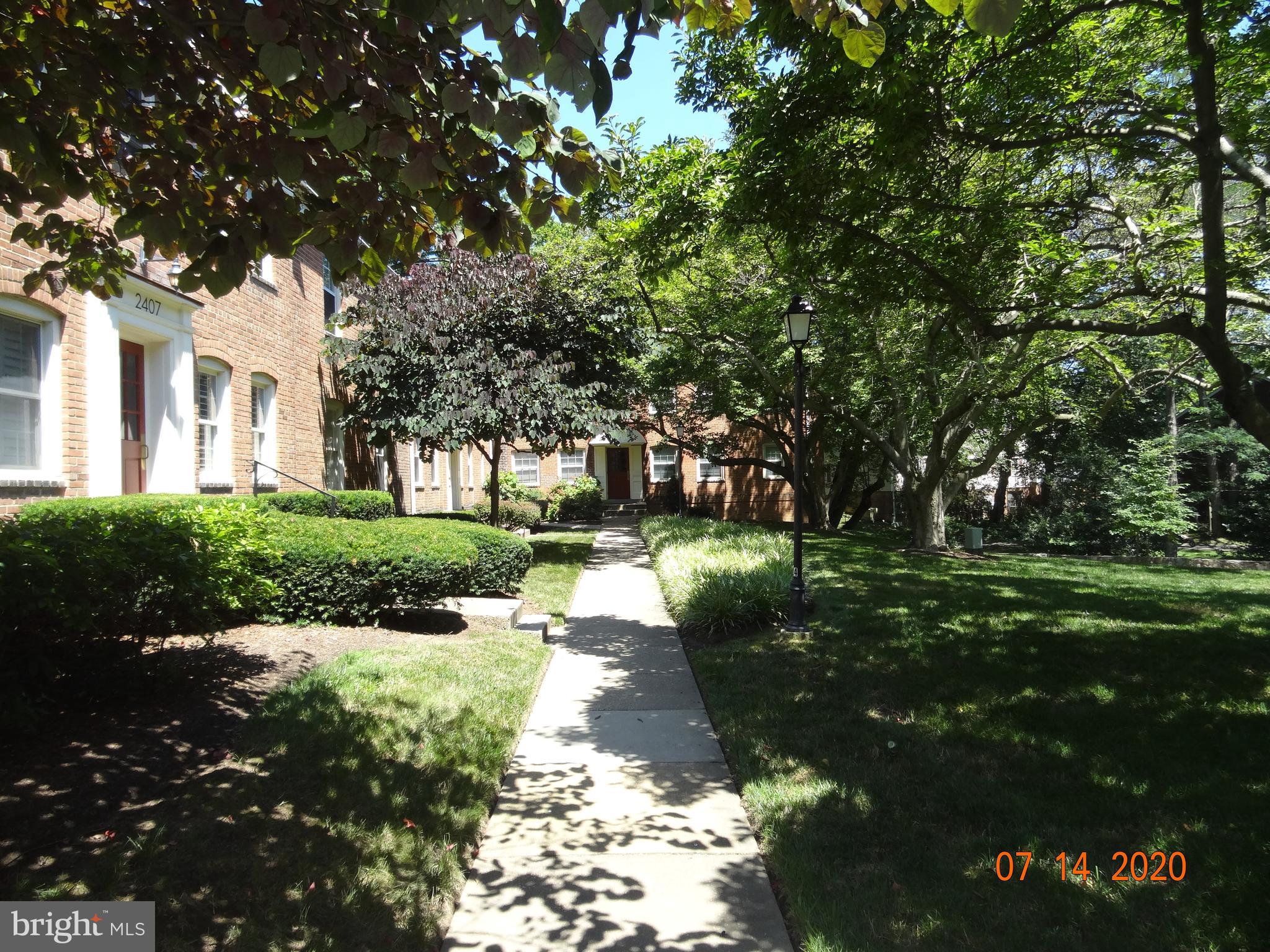CAMBRIDGE COURTS - Residential