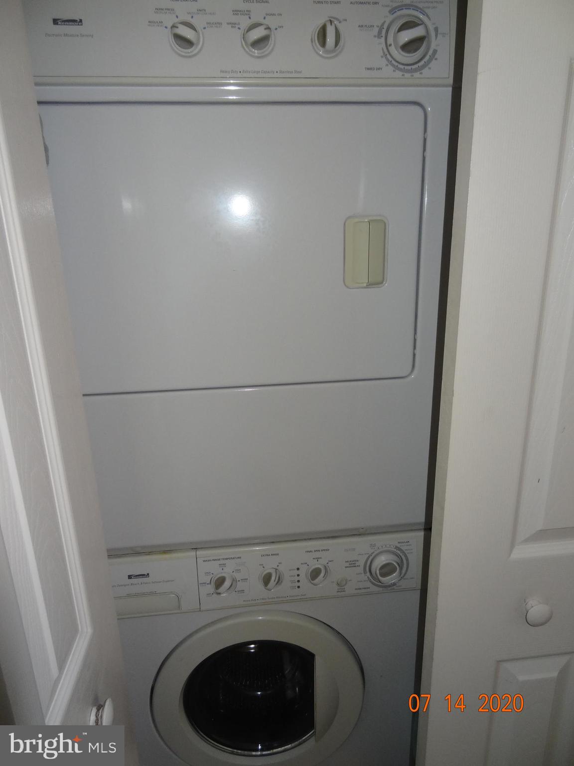 CAMBRIDGE COURTS - Residential