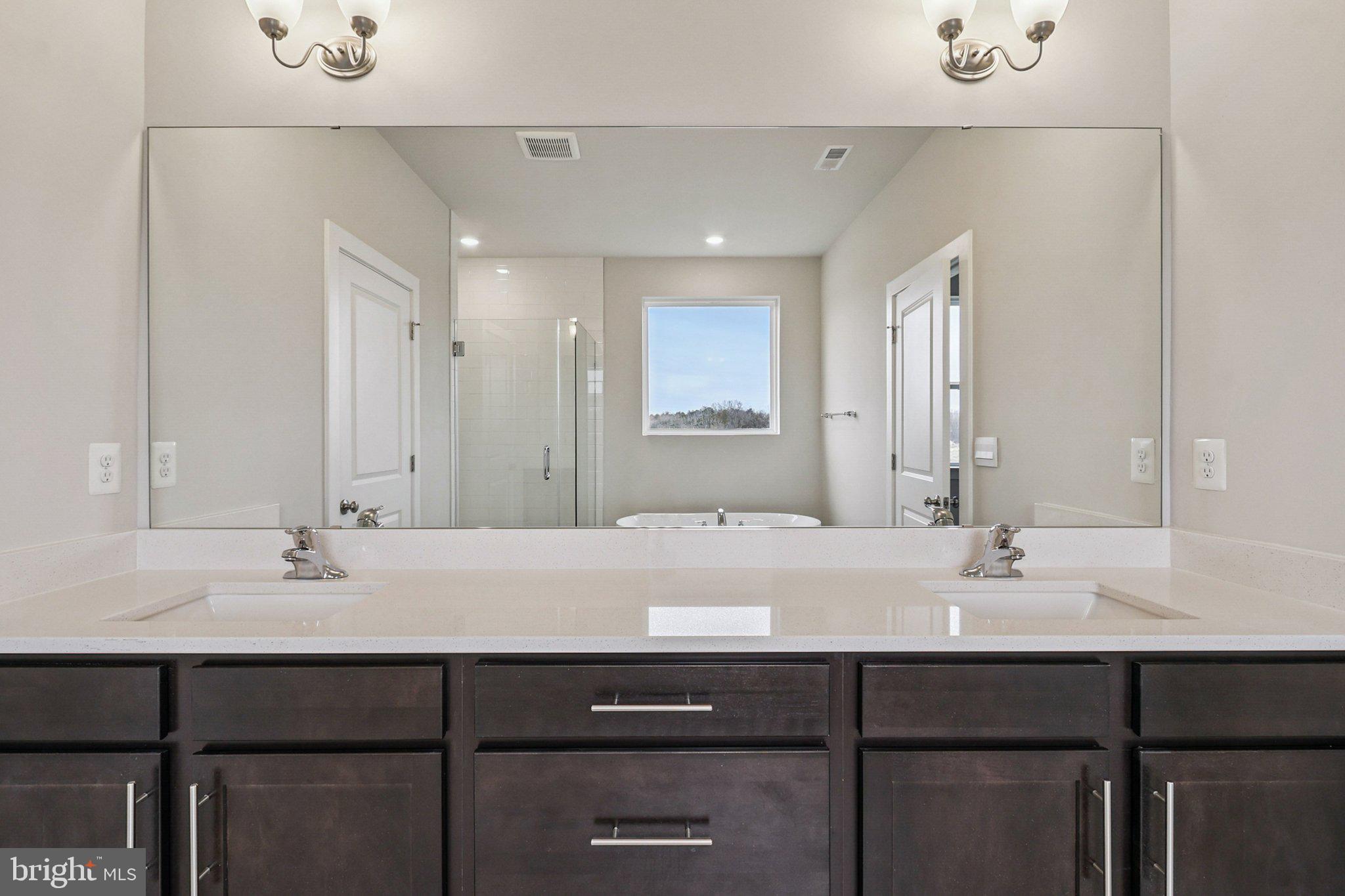 LINWOOD LANDING - Residential