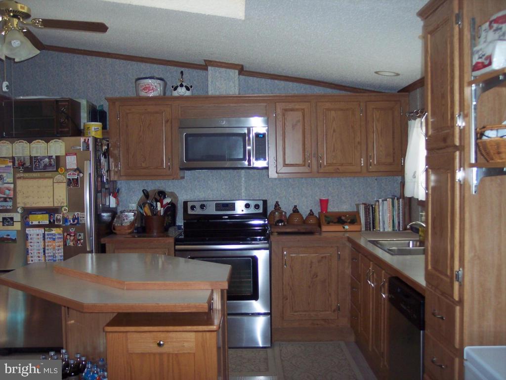 PLATEAU VILLAGE - Residential