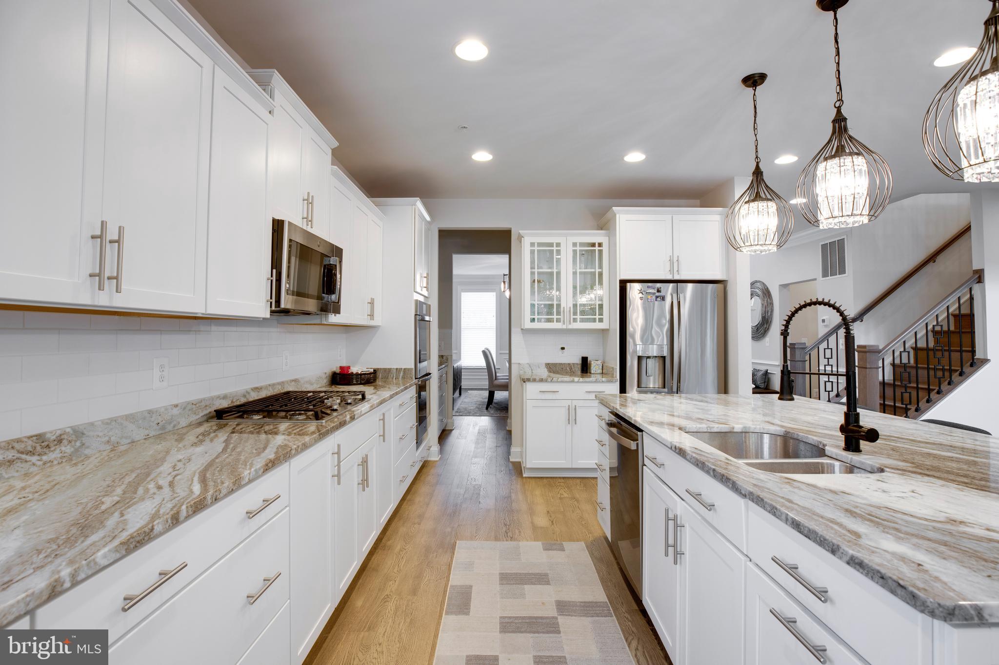 LAYTONSVILLE - Residential