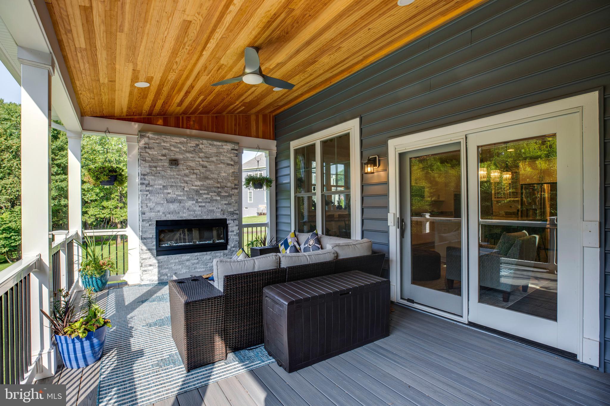 LAYTONSVILLE - Residential