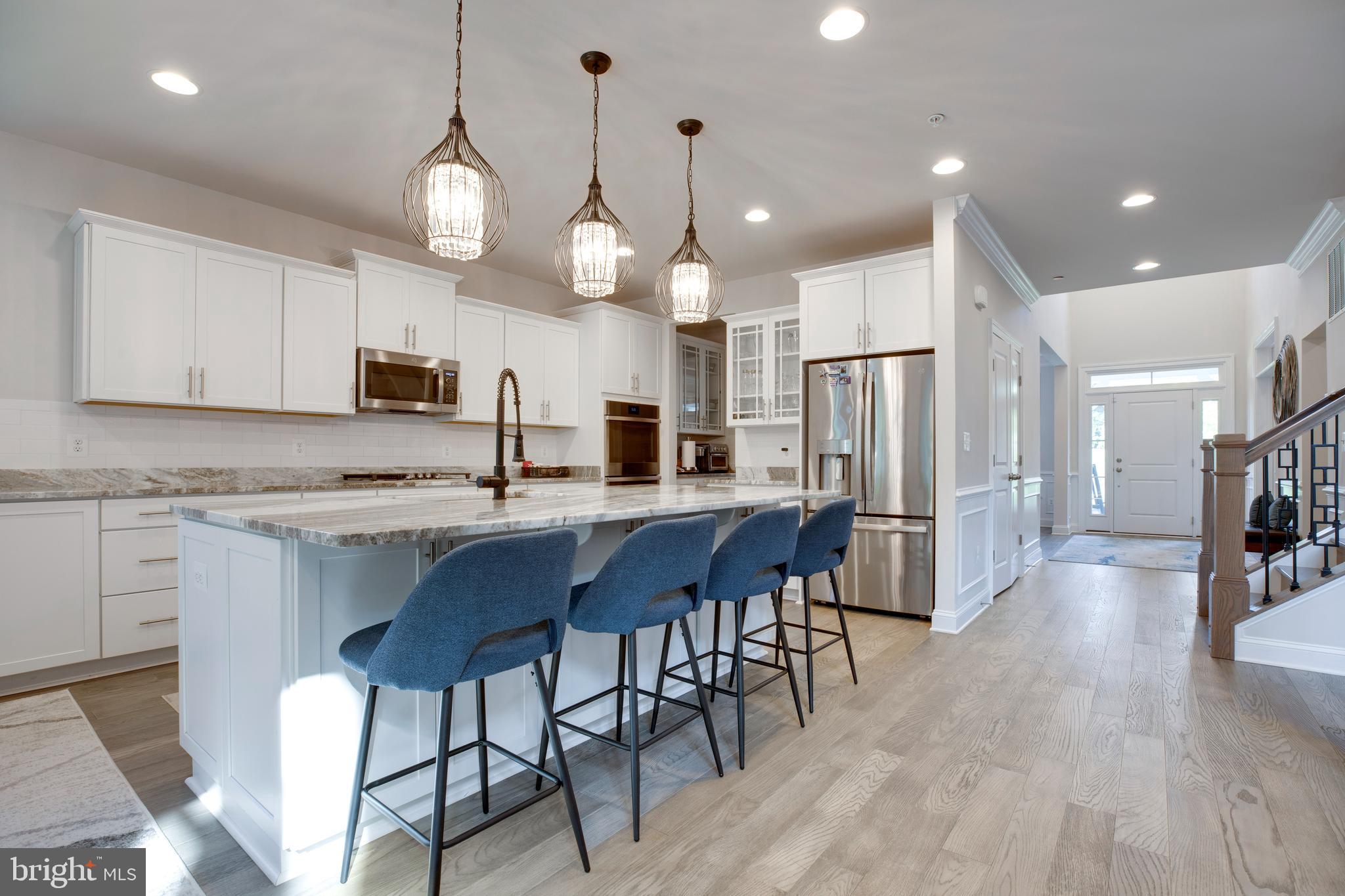 LAYTONSVILLE - Residential