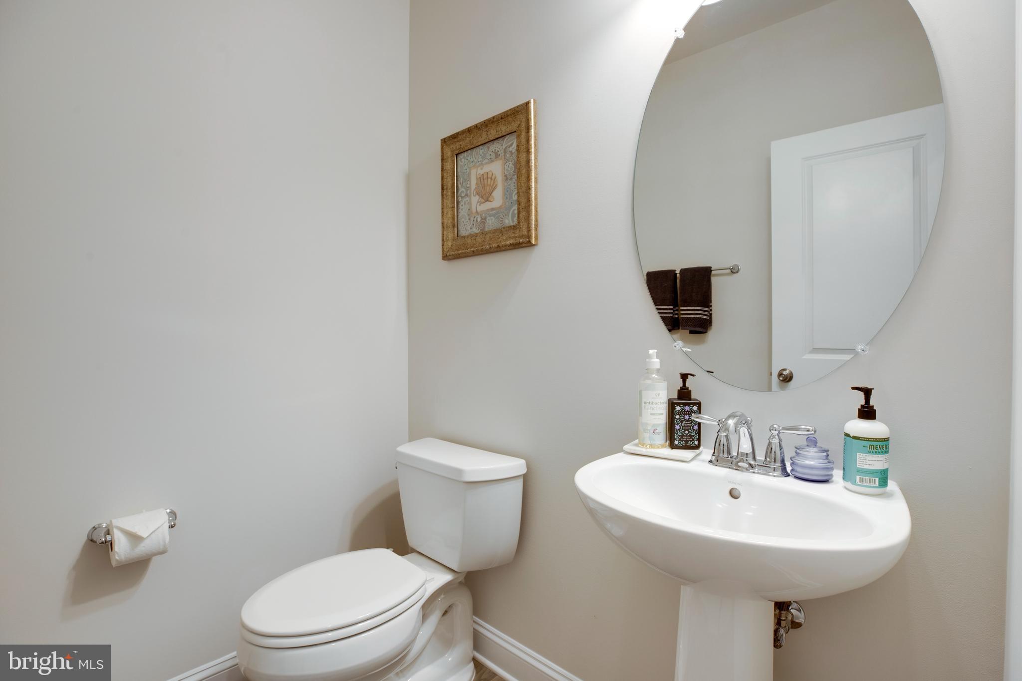 LAYTONSVILLE - Residential