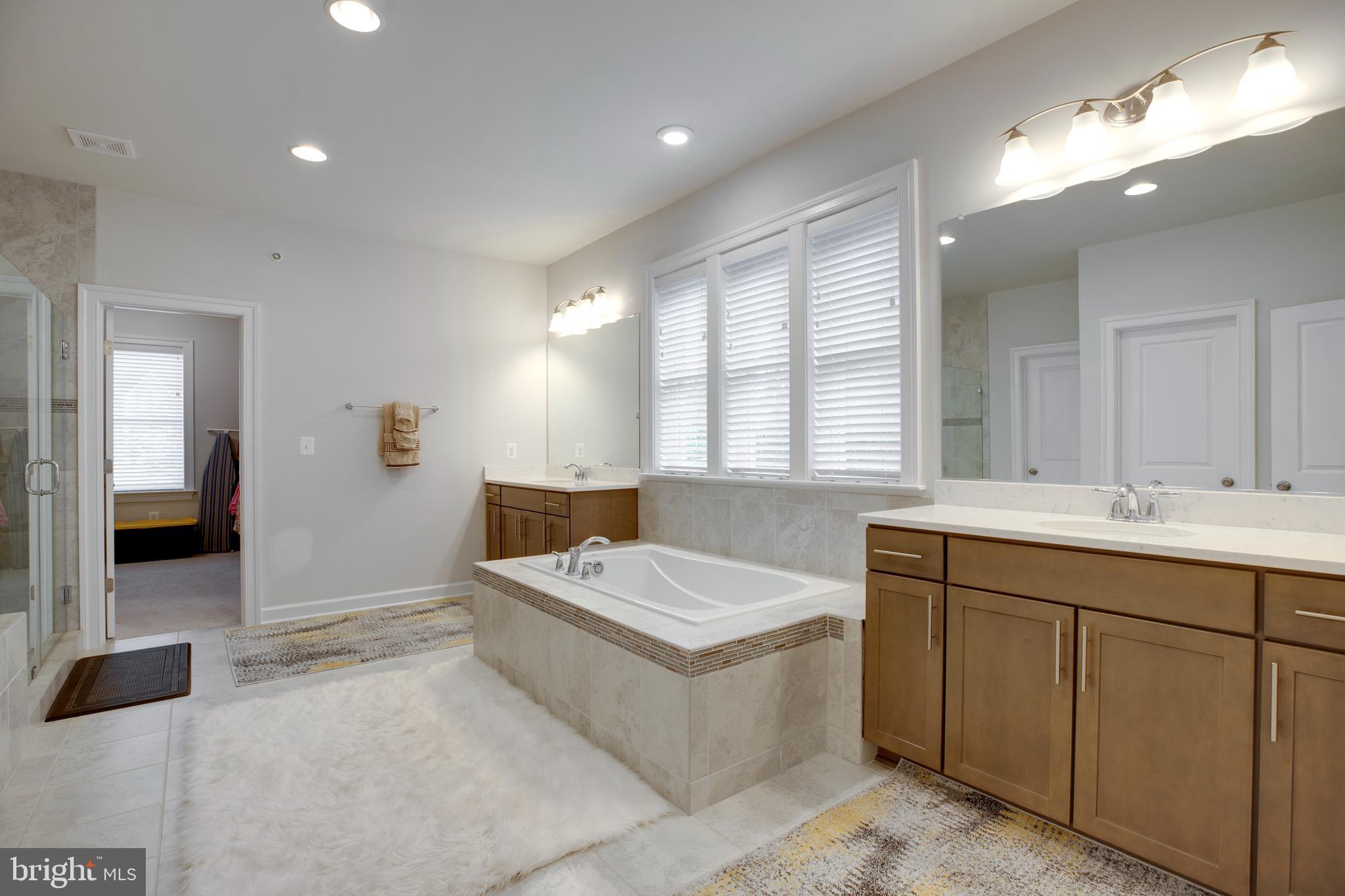 LAYTONSVILLE - Residential