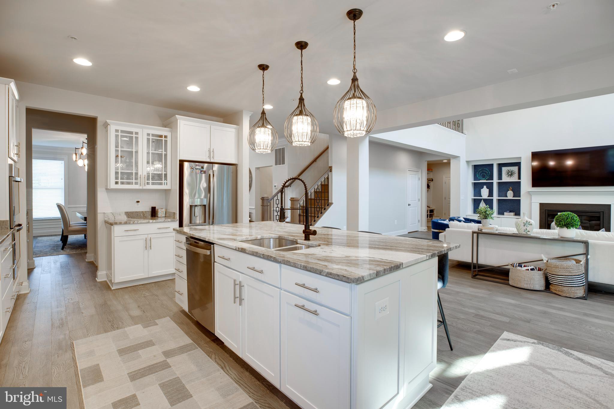 LAYTONSVILLE - Residential