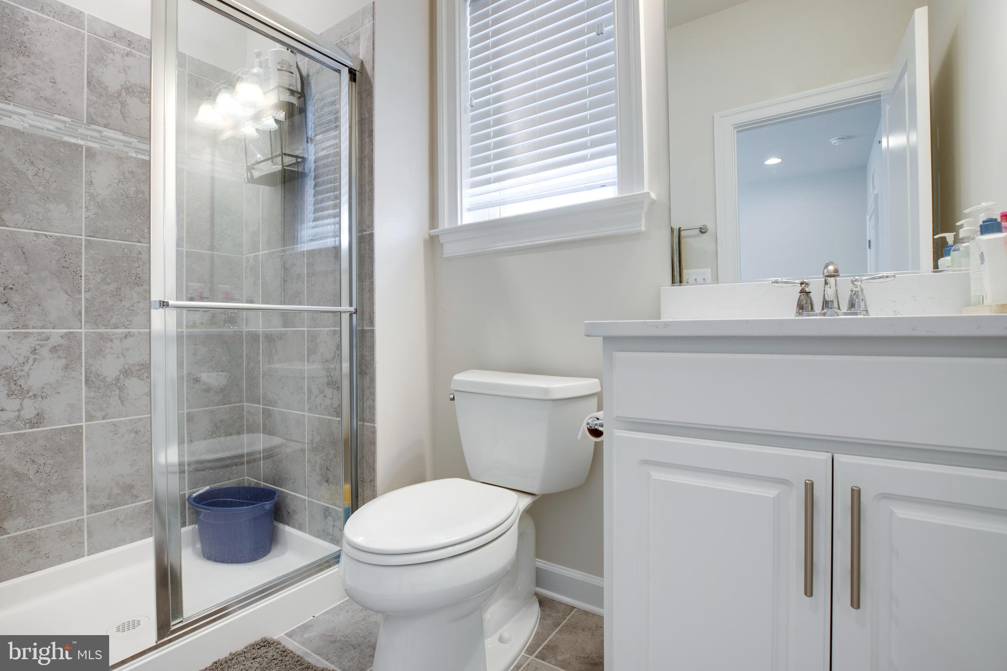 LAYTONSVILLE - Residential