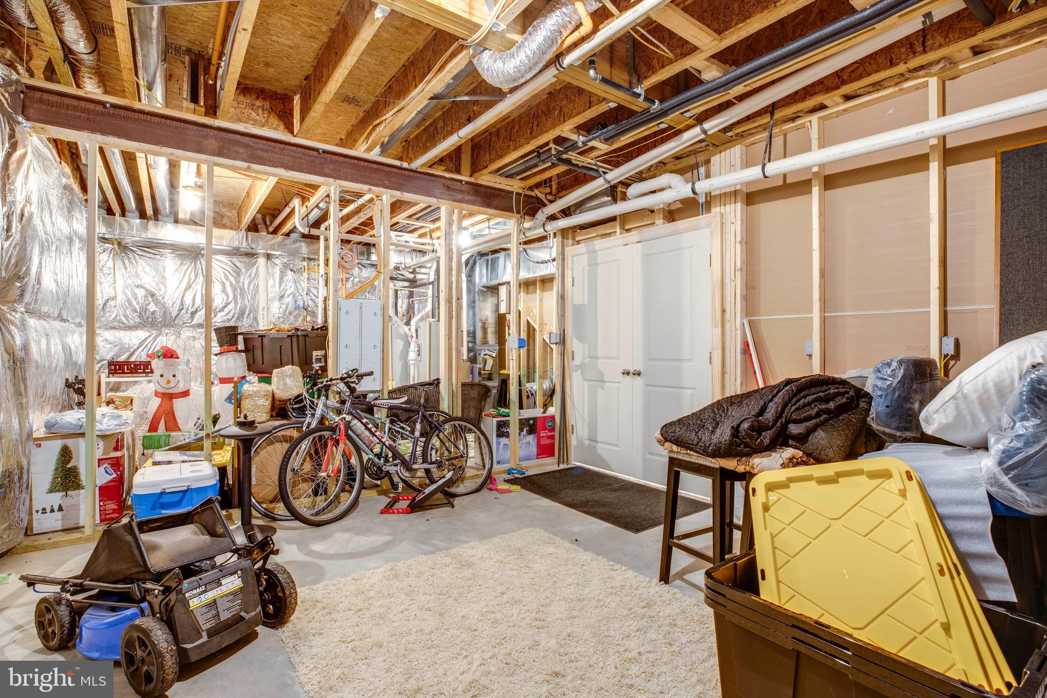 LAYTONSVILLE - Residential