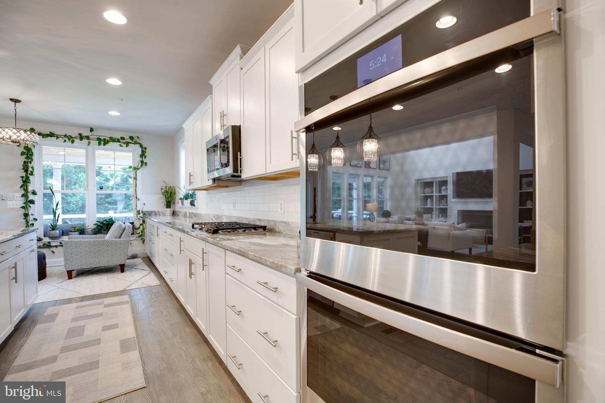 LAYTONSVILLE - Residential