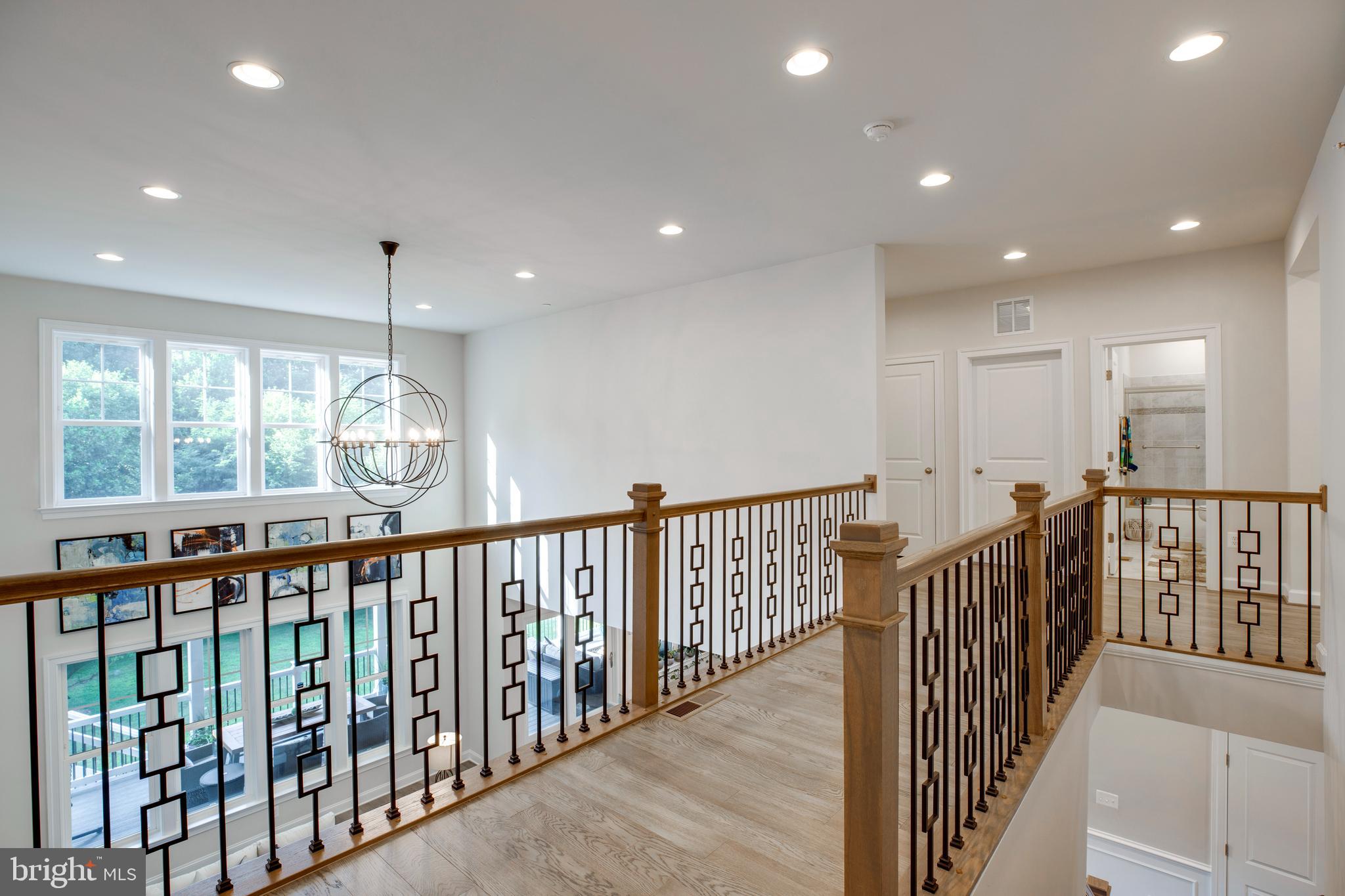 LAYTONSVILLE - Residential