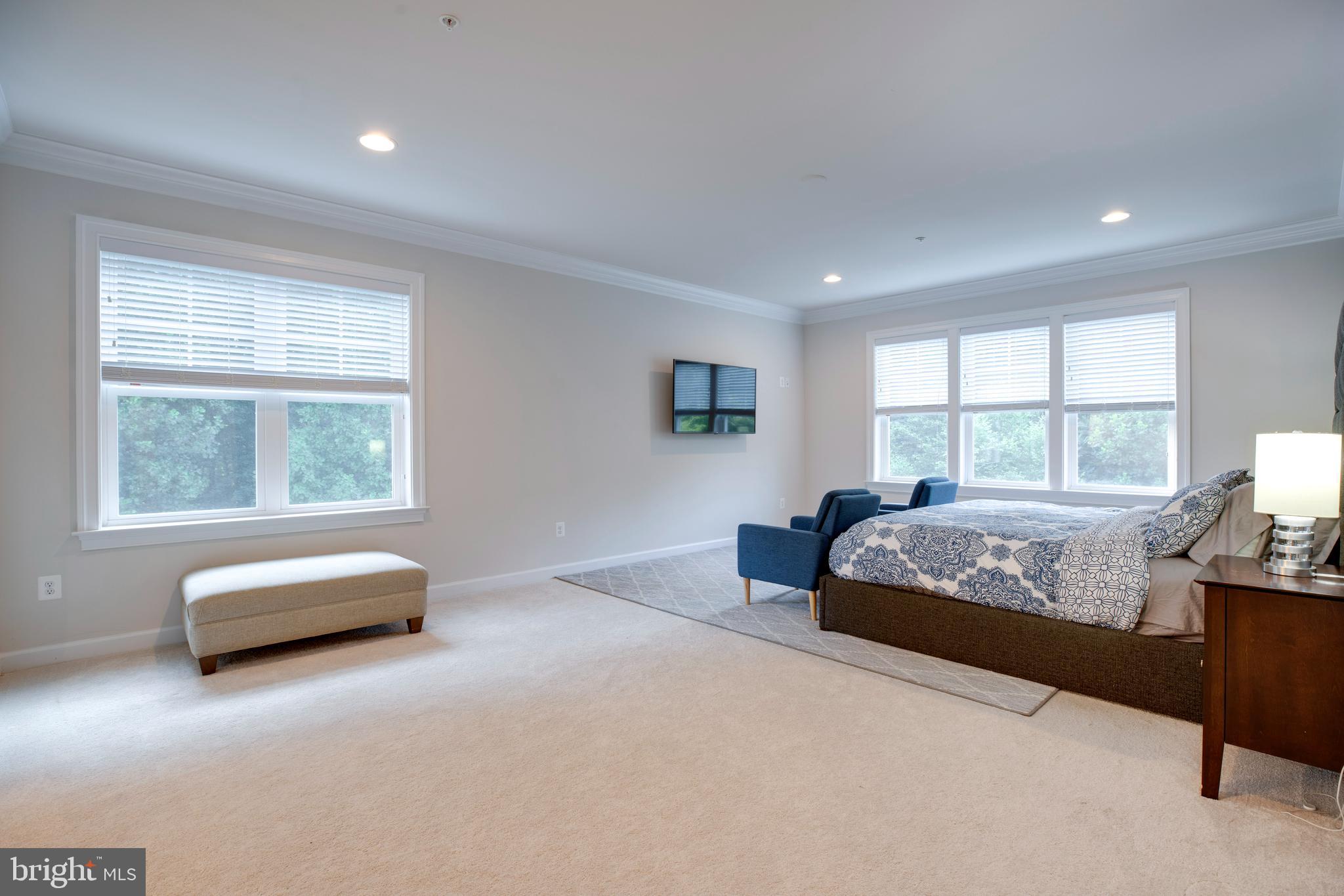 LAYTONSVILLE - Residential