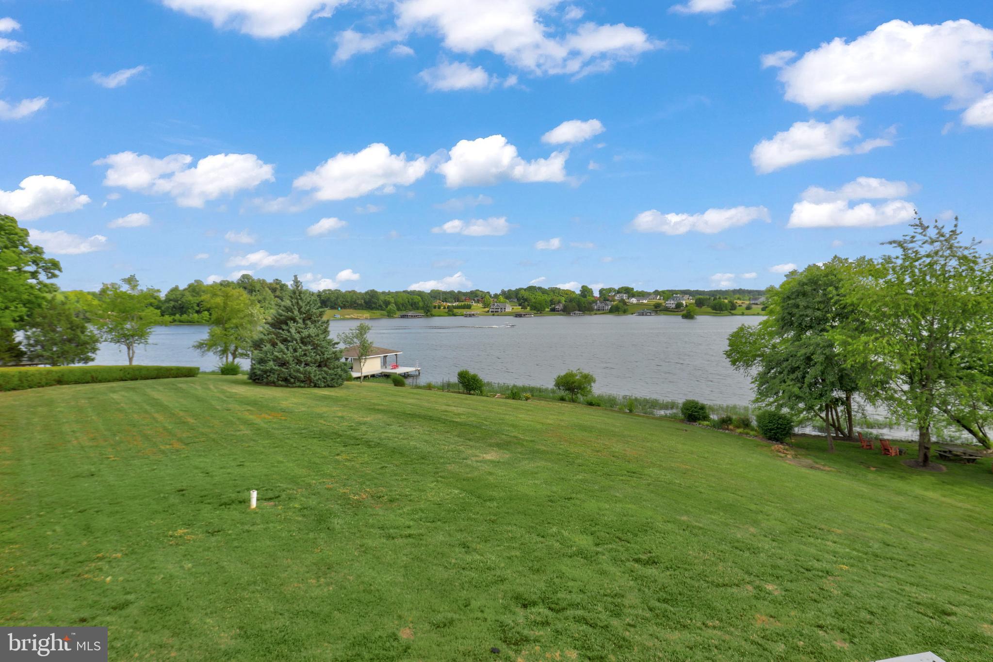 BELMONT SHORES - Residential