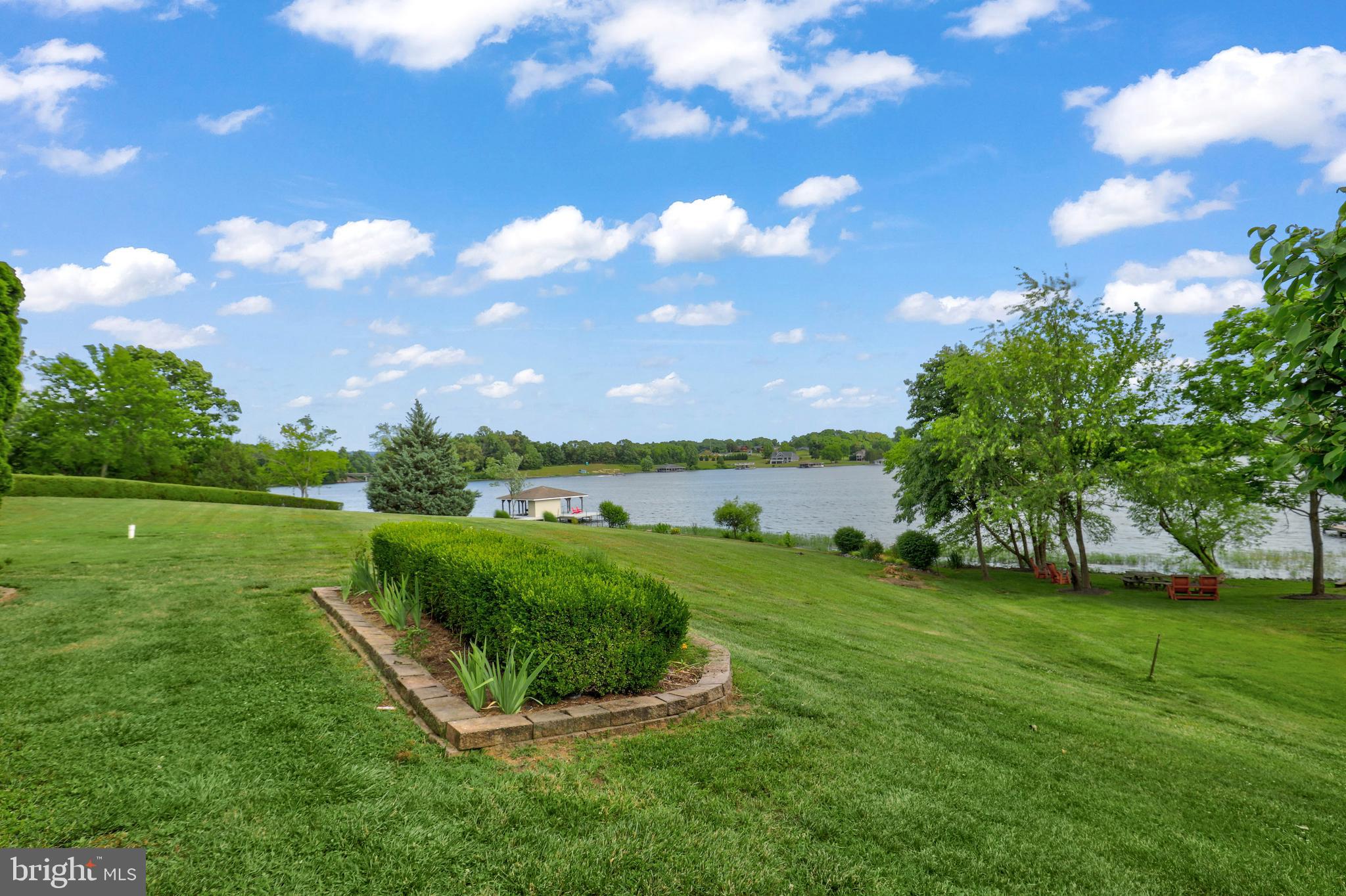 BELMONT SHORES - Residential