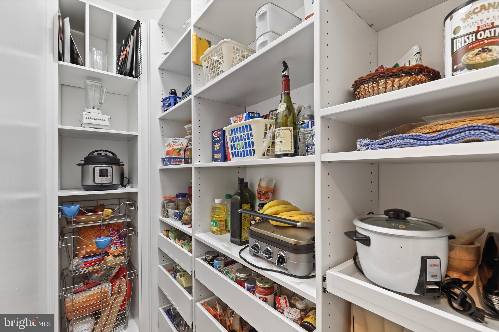 BELMONT SHORES - Residential