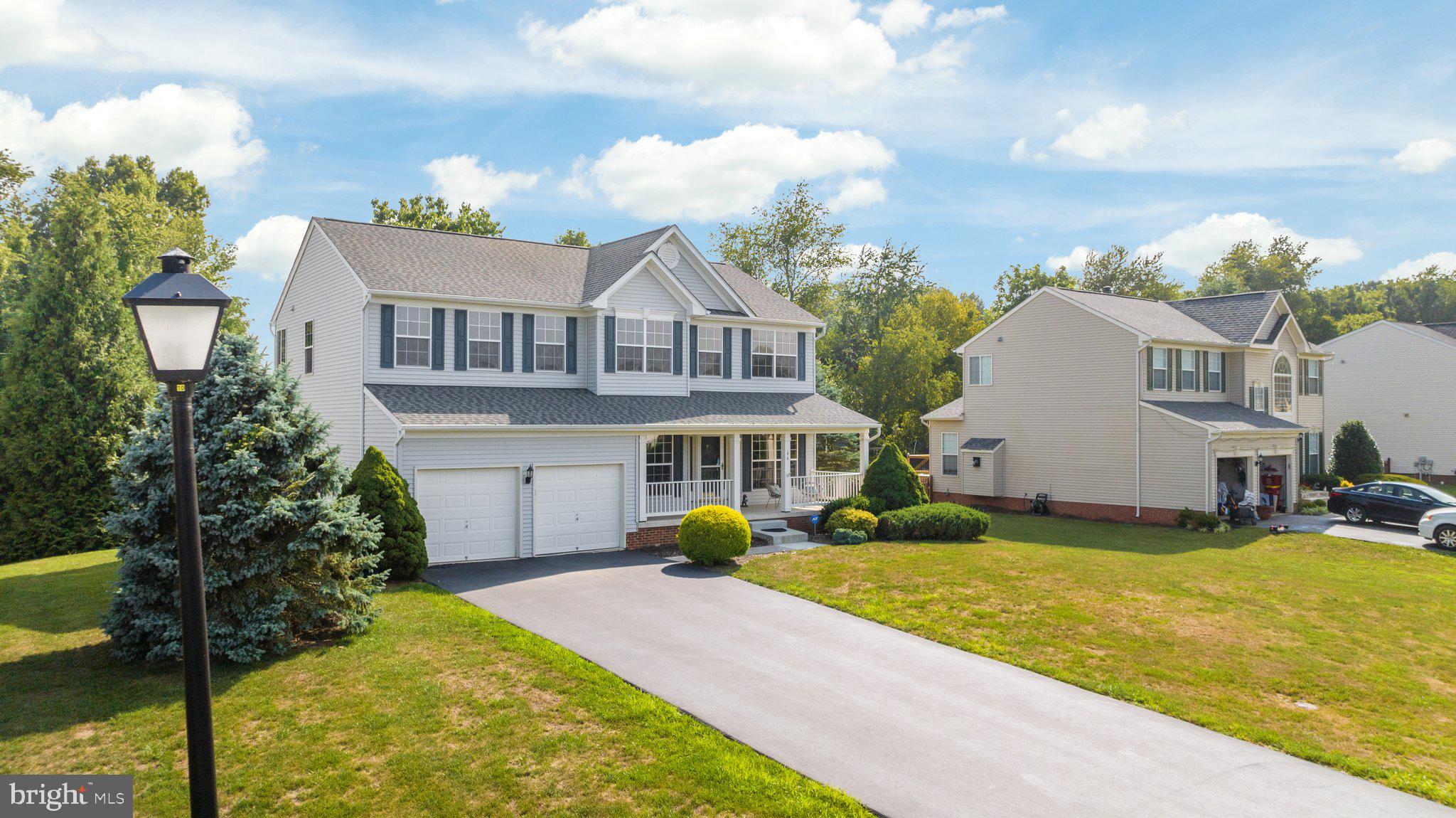 LOCUST HILL - Residential