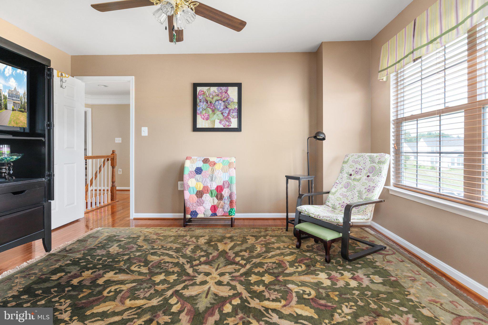 LOCUST HILL - Residential