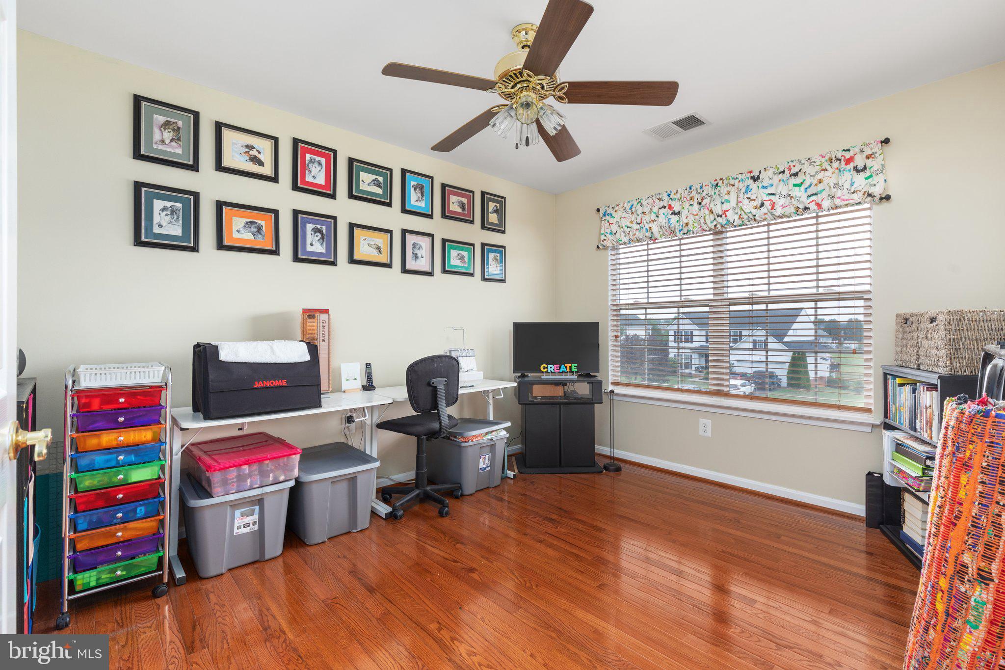 LOCUST HILL - Residential