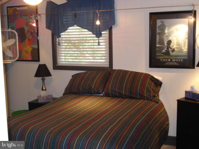 COLONIAL HEIGHTS - Residential