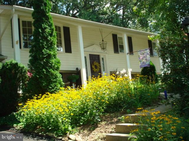 COLONIAL HEIGHTS - Residential