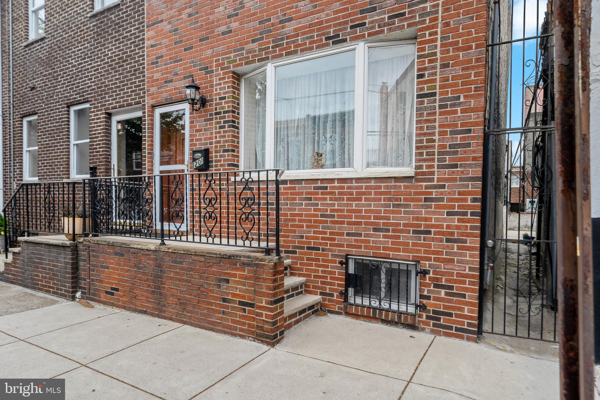 PASSYUNK SQUARE - Residential