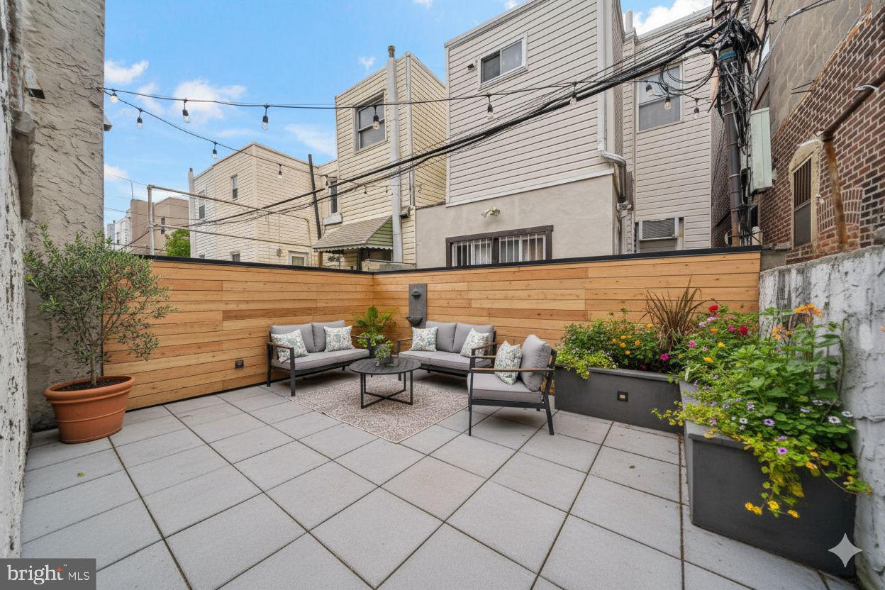 PASSYUNK SQUARE - Residential