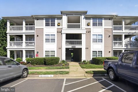 Photo of 14166 Cuddy Loop, WOODBRIDGE, VA 22193 (MLS # VAPW2120650)