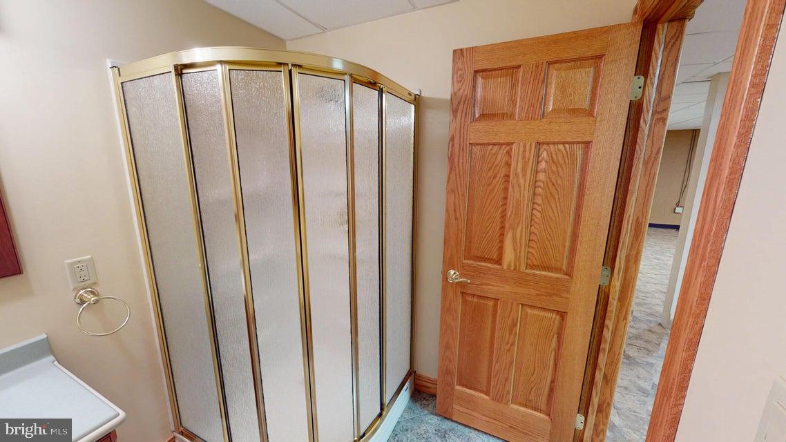 TREASURE LAKE - Residential