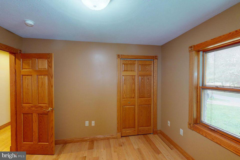 TREASURE LAKE - Residential