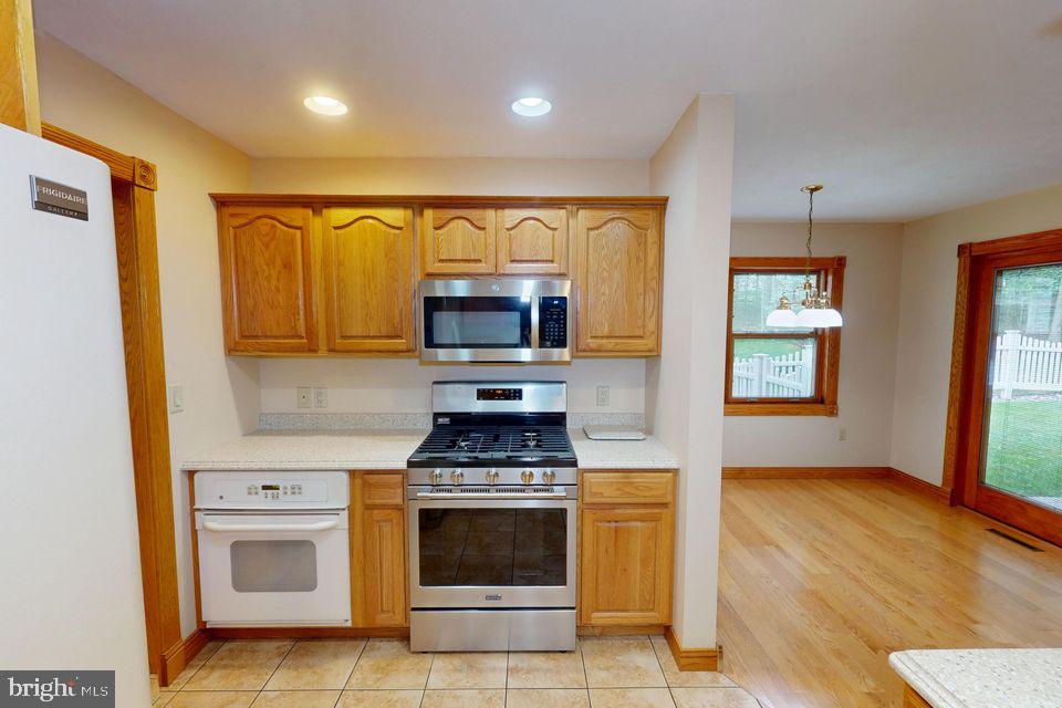 TREASURE LAKE - Residential