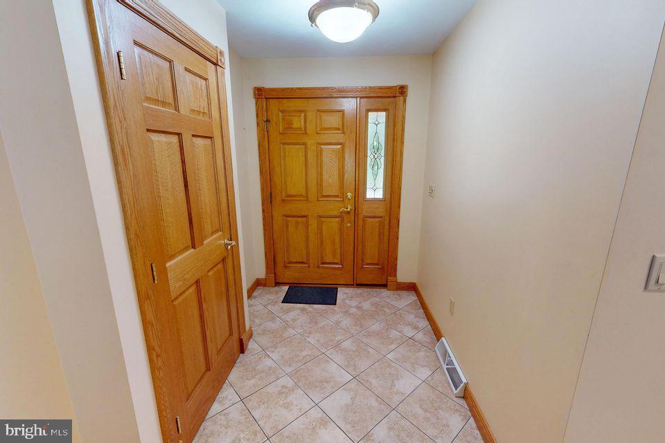 TREASURE LAKE - Residential