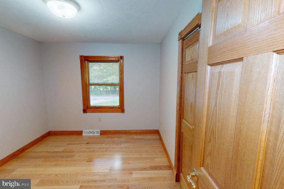 TREASURE LAKE - Residential