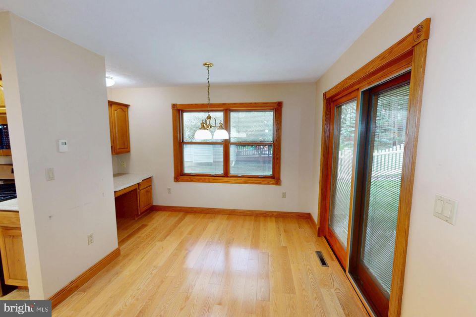 TREASURE LAKE - Residential