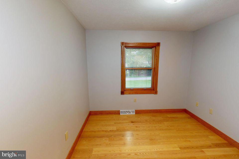 TREASURE LAKE - Residential