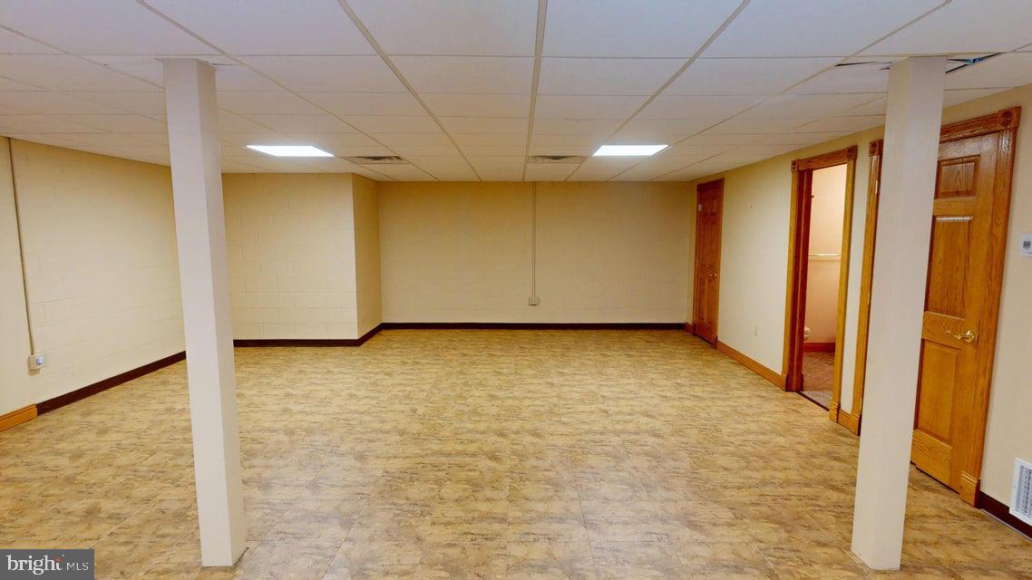 TREASURE LAKE - Residential