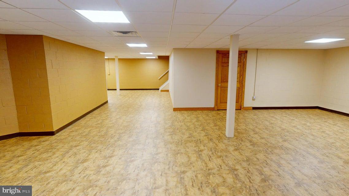 TREASURE LAKE - Residential