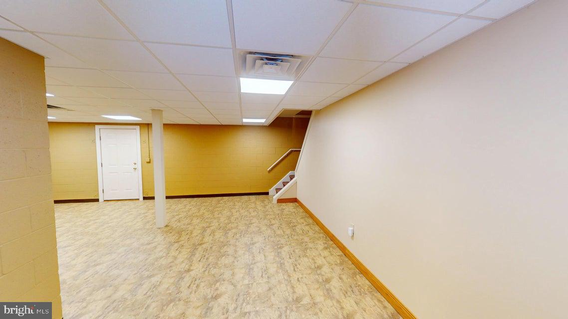 TREASURE LAKE - Residential