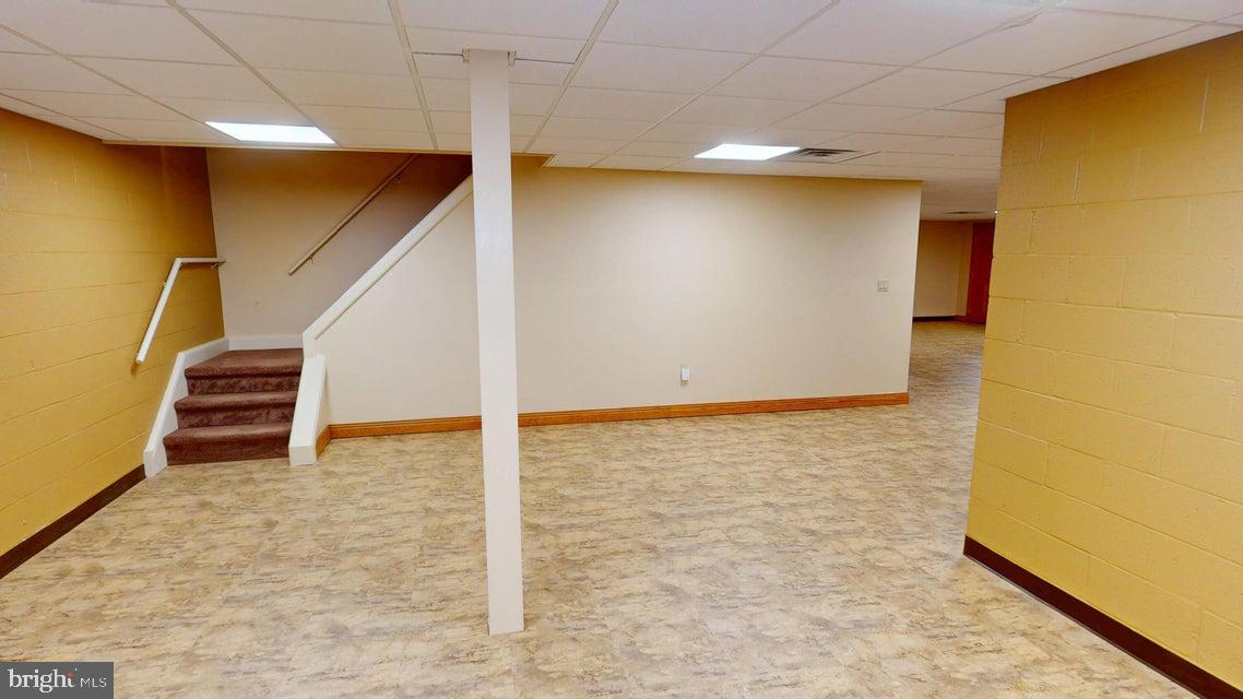 TREASURE LAKE - Residential