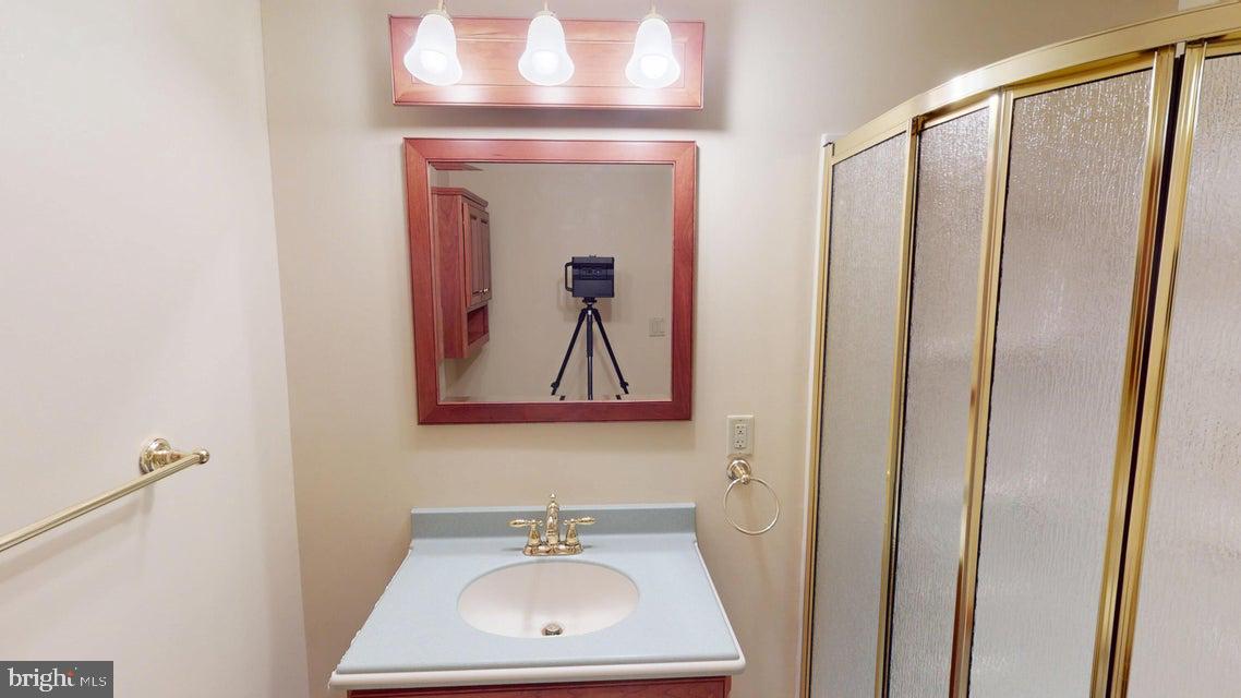 TREASURE LAKE - Residential