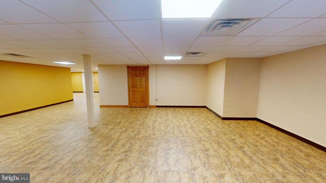 TREASURE LAKE - Residential