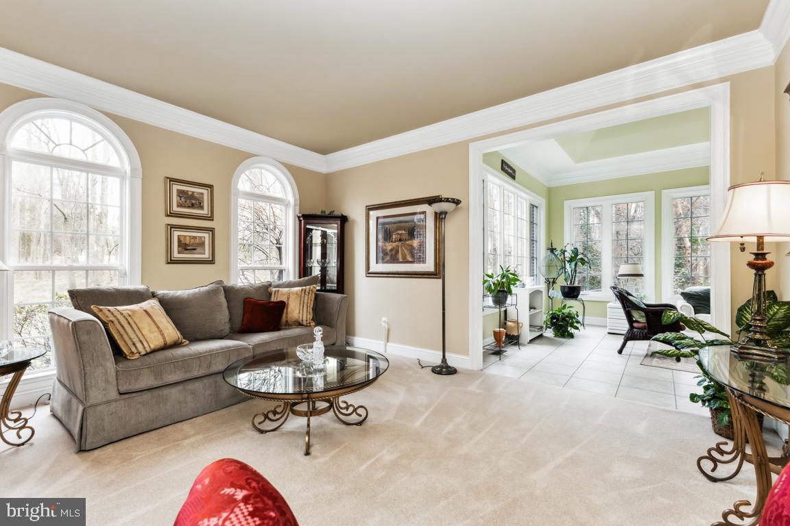 SHANNON'S WAY - Residential