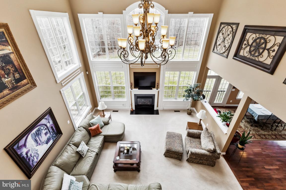 SHANNON'S WAY - Residential