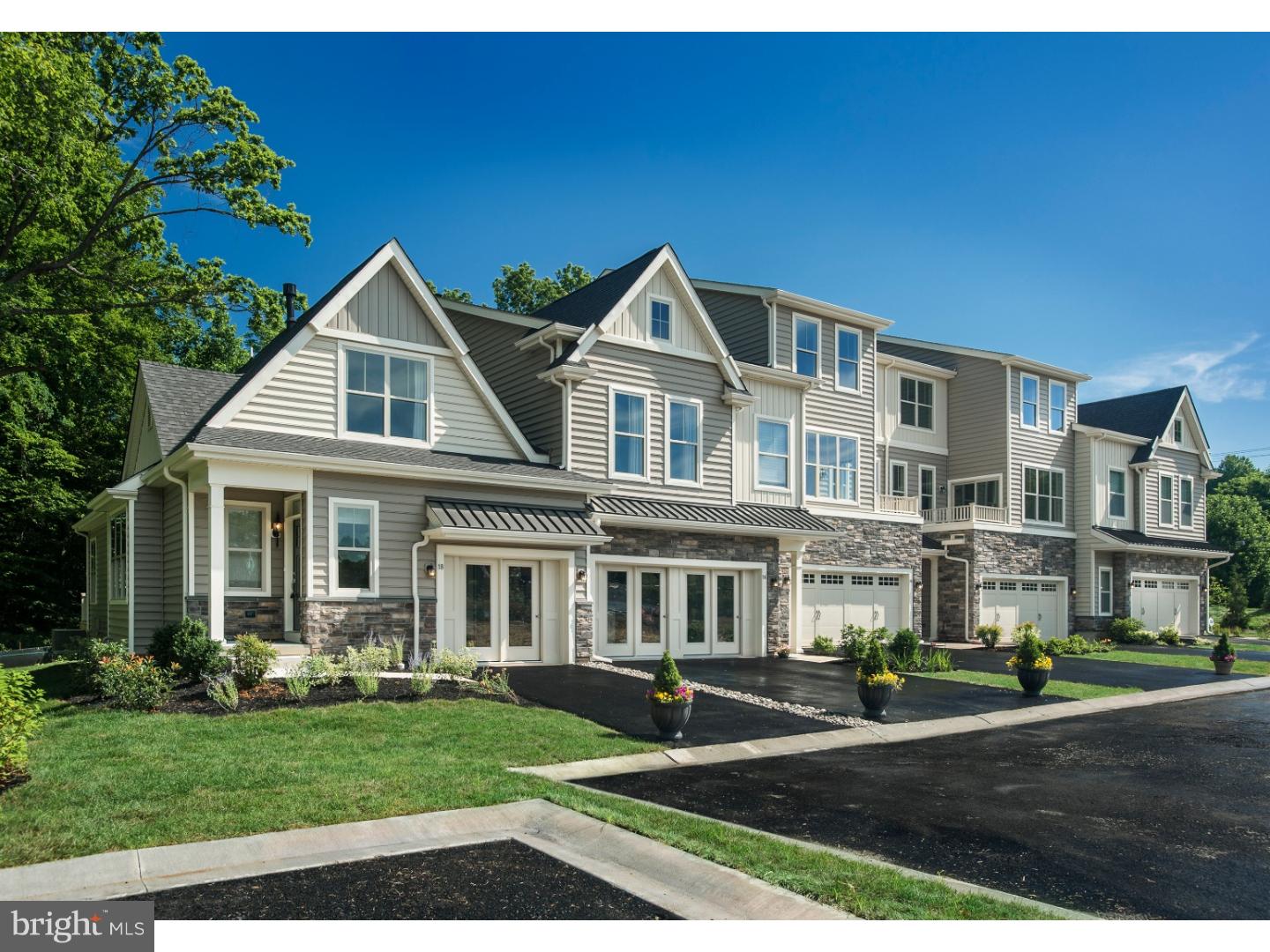 WALNUT WALK - Residential