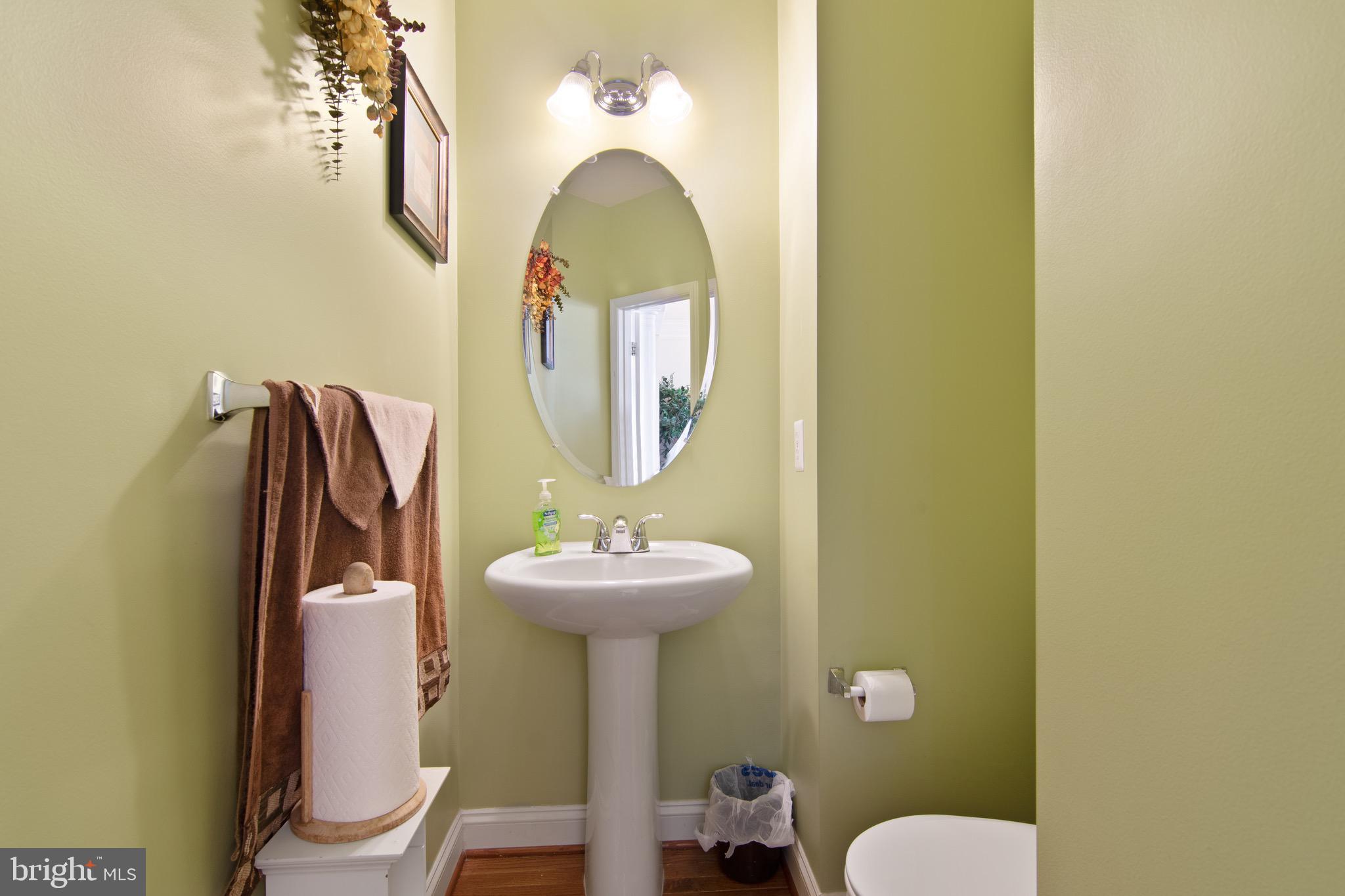 RIVER OAKS - Residential