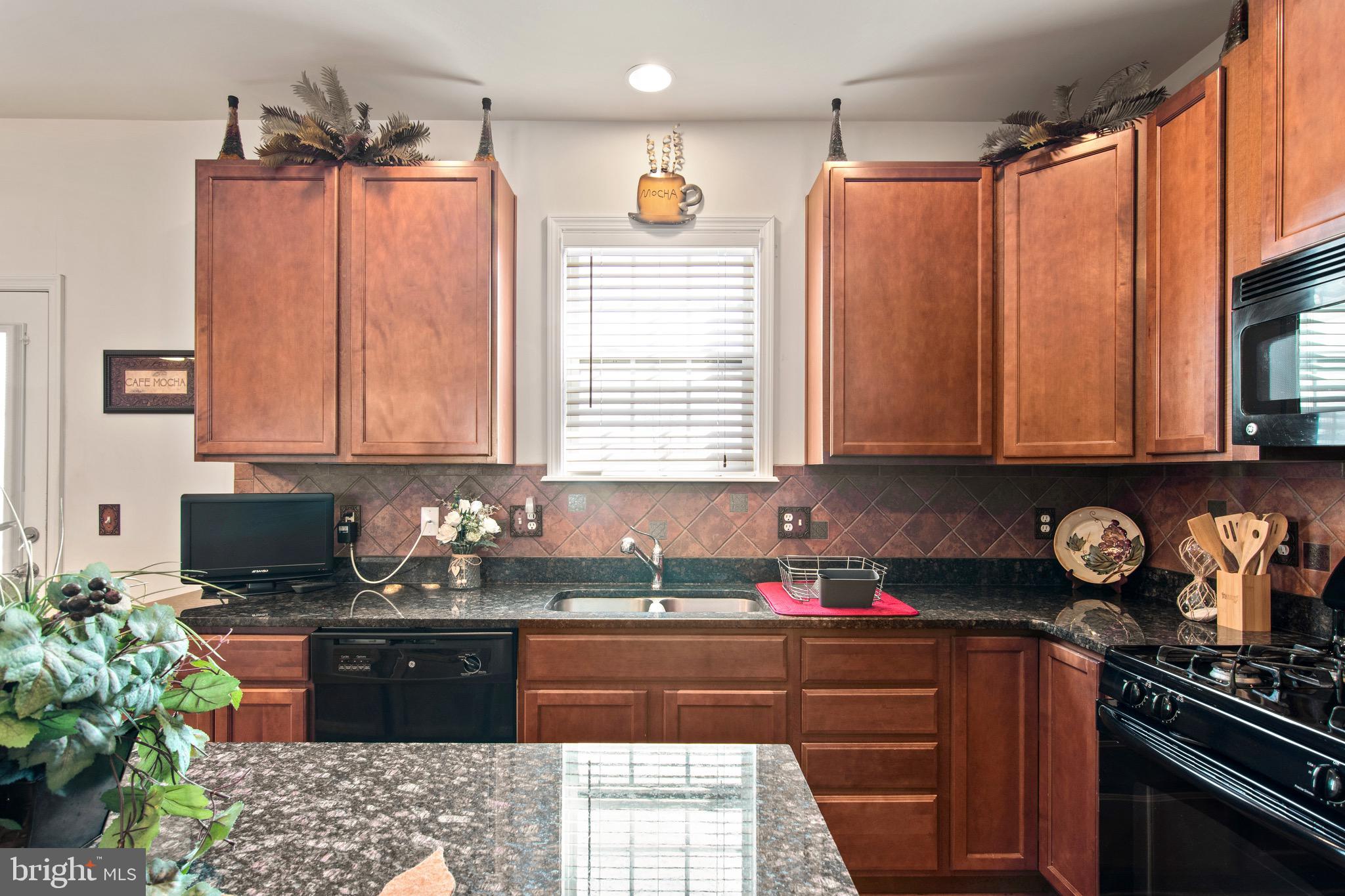 RIVER OAKS - Residential