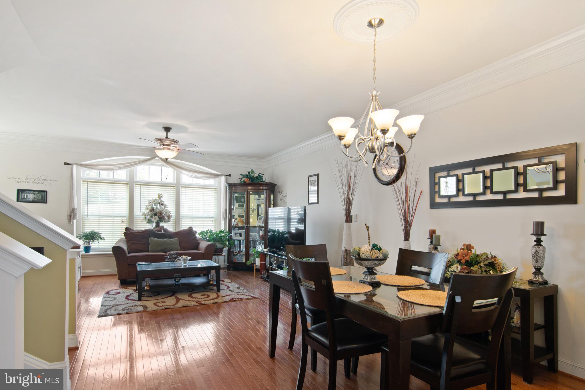 RIVER OAKS - Residential