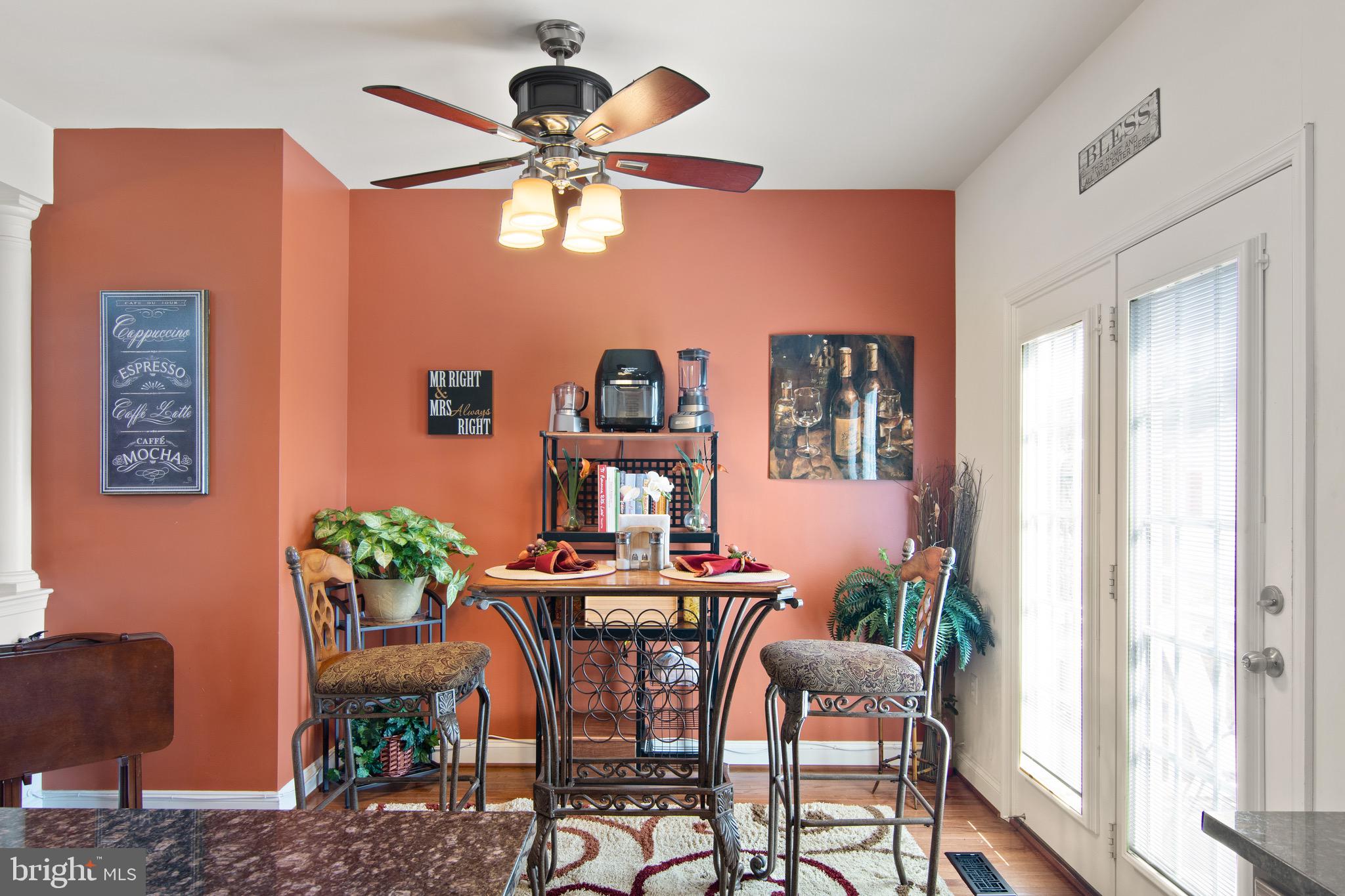 RIVER OAKS - Residential