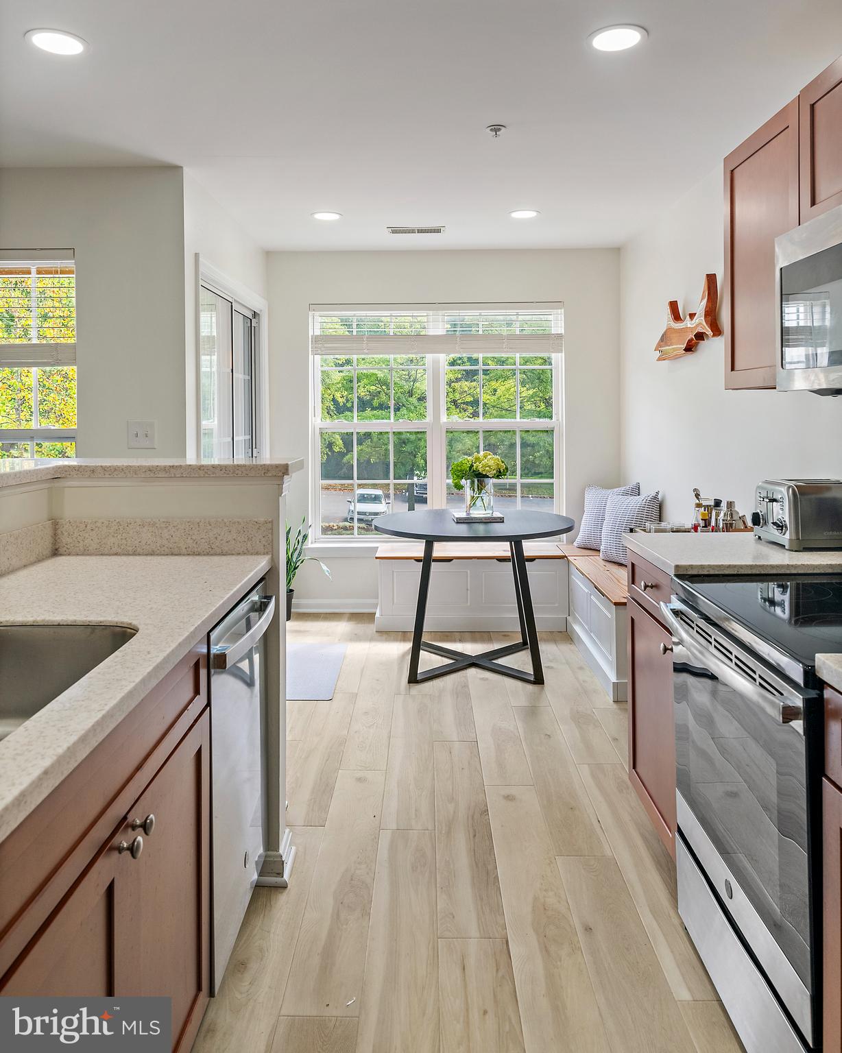 TIDEWATER COLONY - Residential